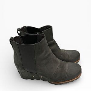 Sorel Black Ankle Booties